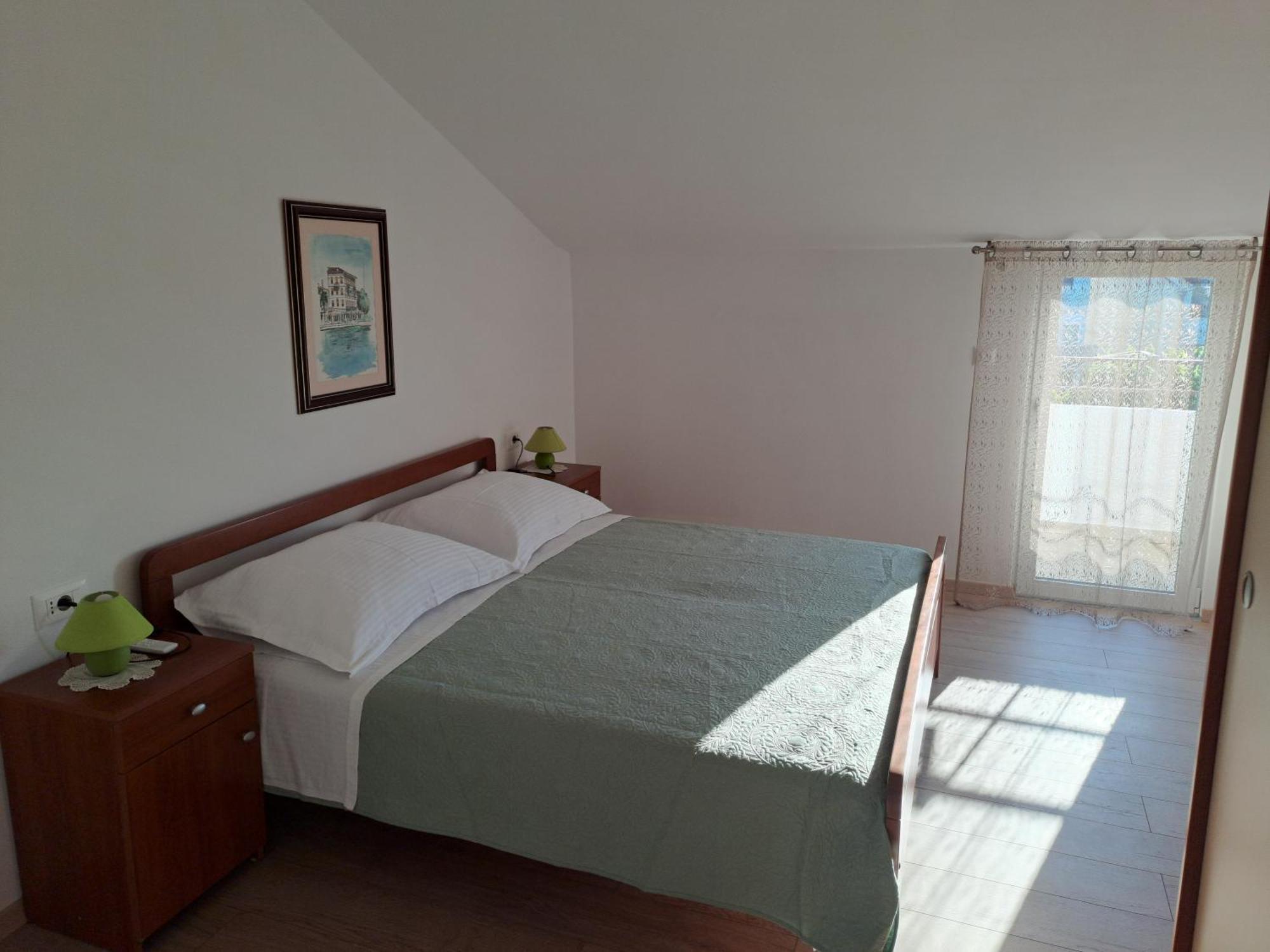 Apartman N & V *
