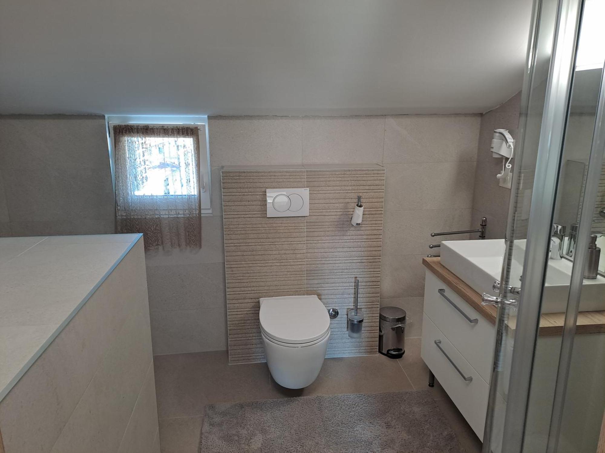 Apartman N & V *